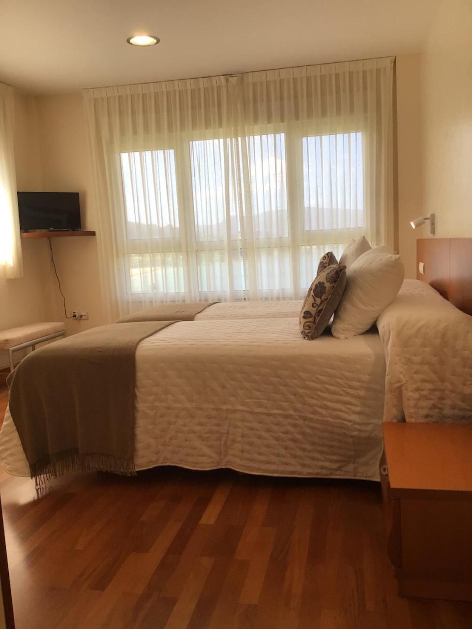 Complexo Alameda Hotel Viveiro Kültér fotó